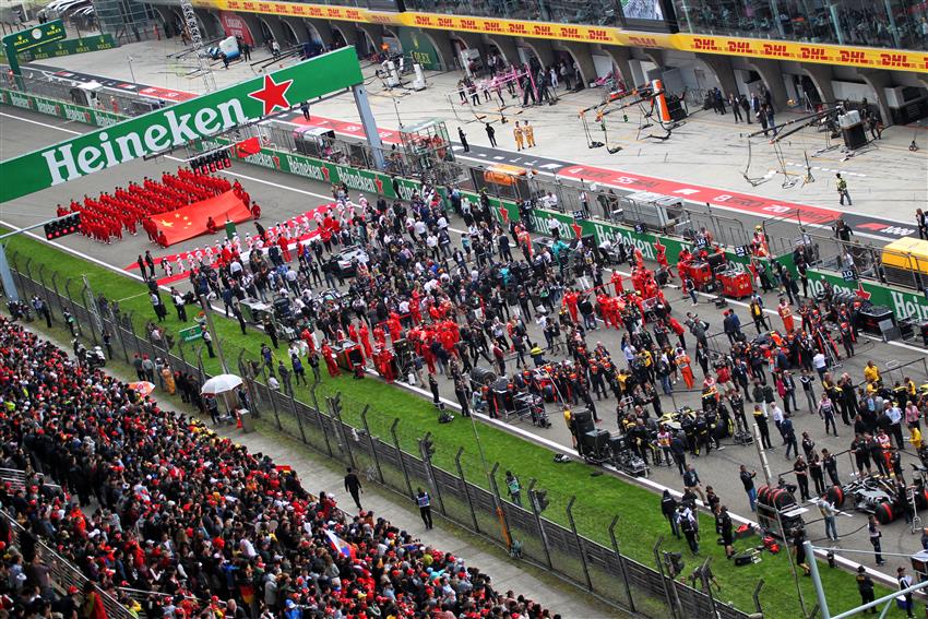 Shanghai Circuit cars on grid